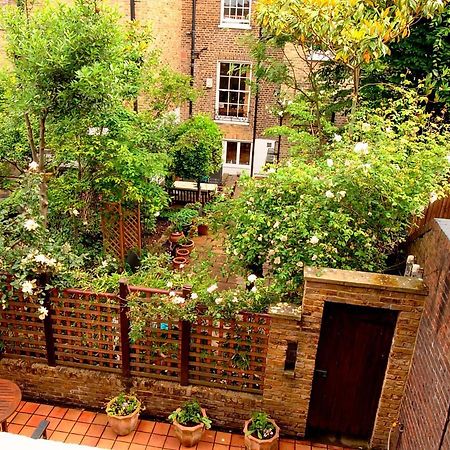 Serene Townhouse With Parking ลอนดอน ภายนอก รูปภาพ