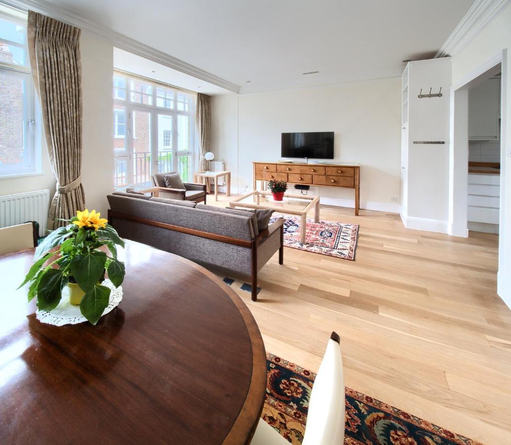 Serene Townhouse With Parking ลอนดอน ภายนอก รูปภาพ